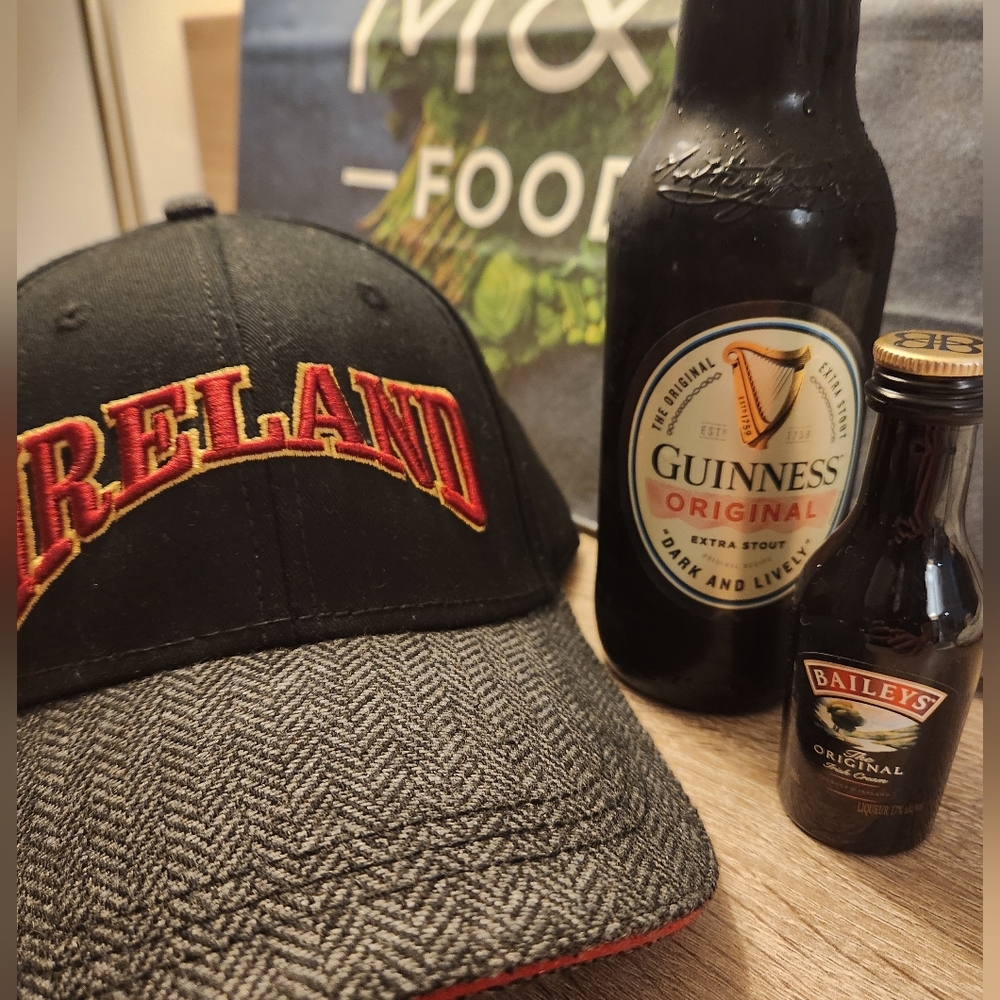 IRELAND 🇮🇪 hat NWT tweed